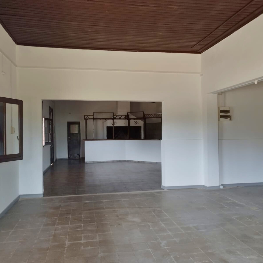 Local Comercial en Alquiler – Ref. 050: imagen 10