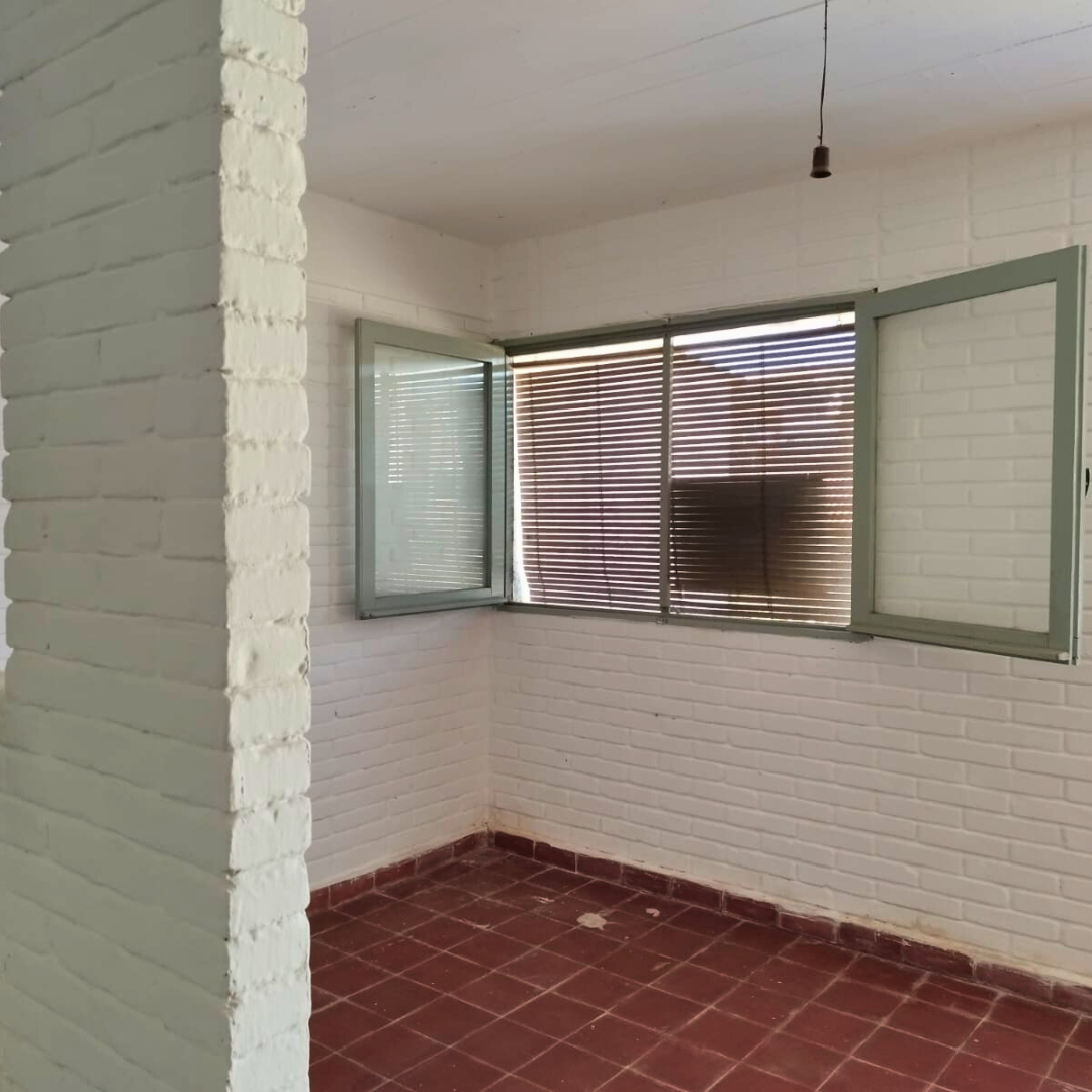 Casa en Alquiler – Ref. 055: imagen 3