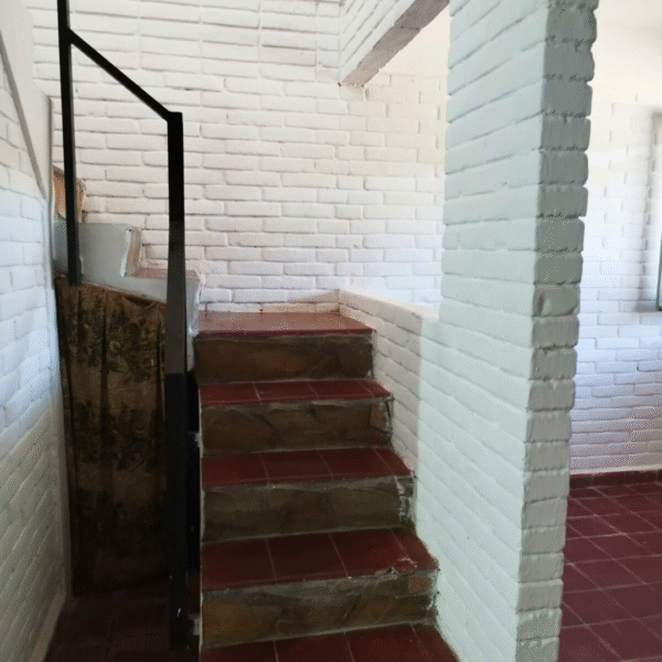 Casa en Alquiler – Ref. 055