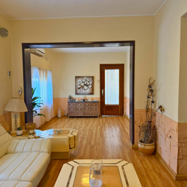 Casa en Venta – Ref. 165