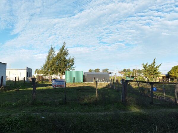 Terreno en Barrio Jardín – Ref. 162